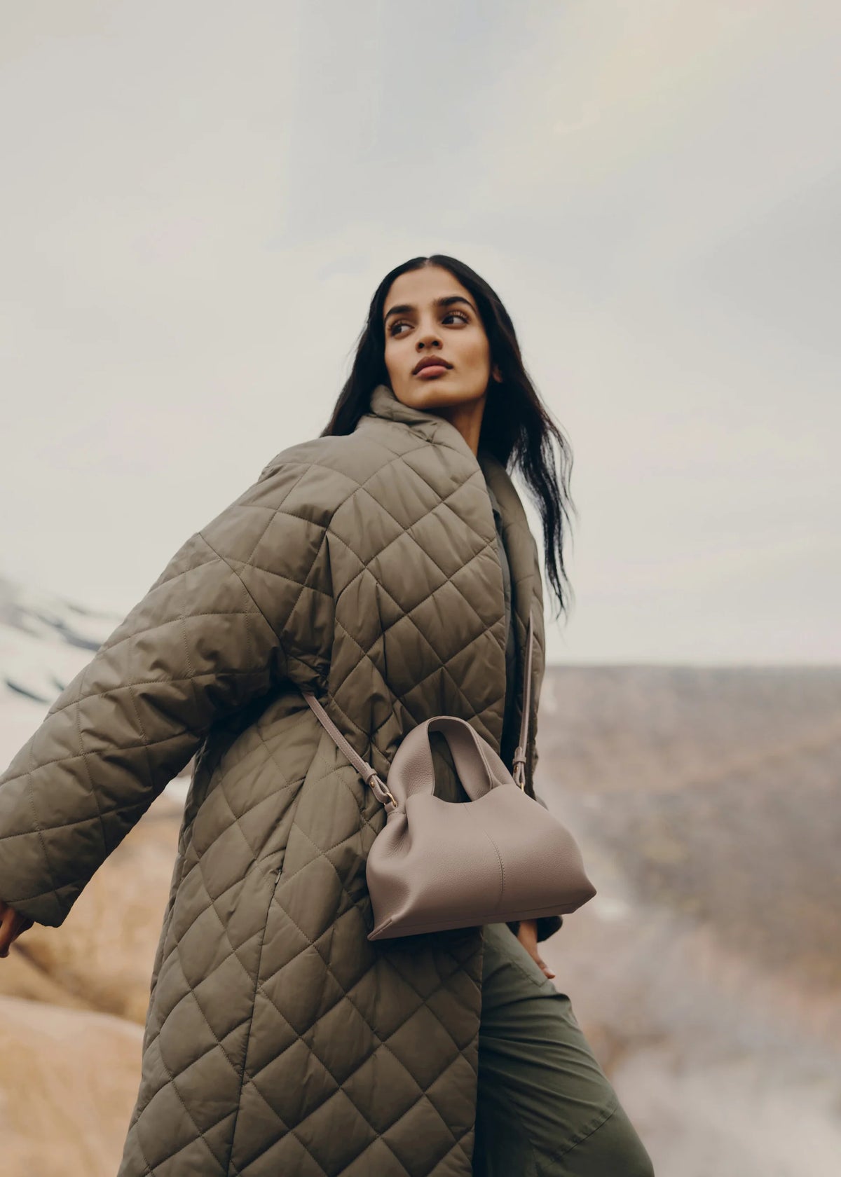 Numéro Neuf Mini - Taupe Grained