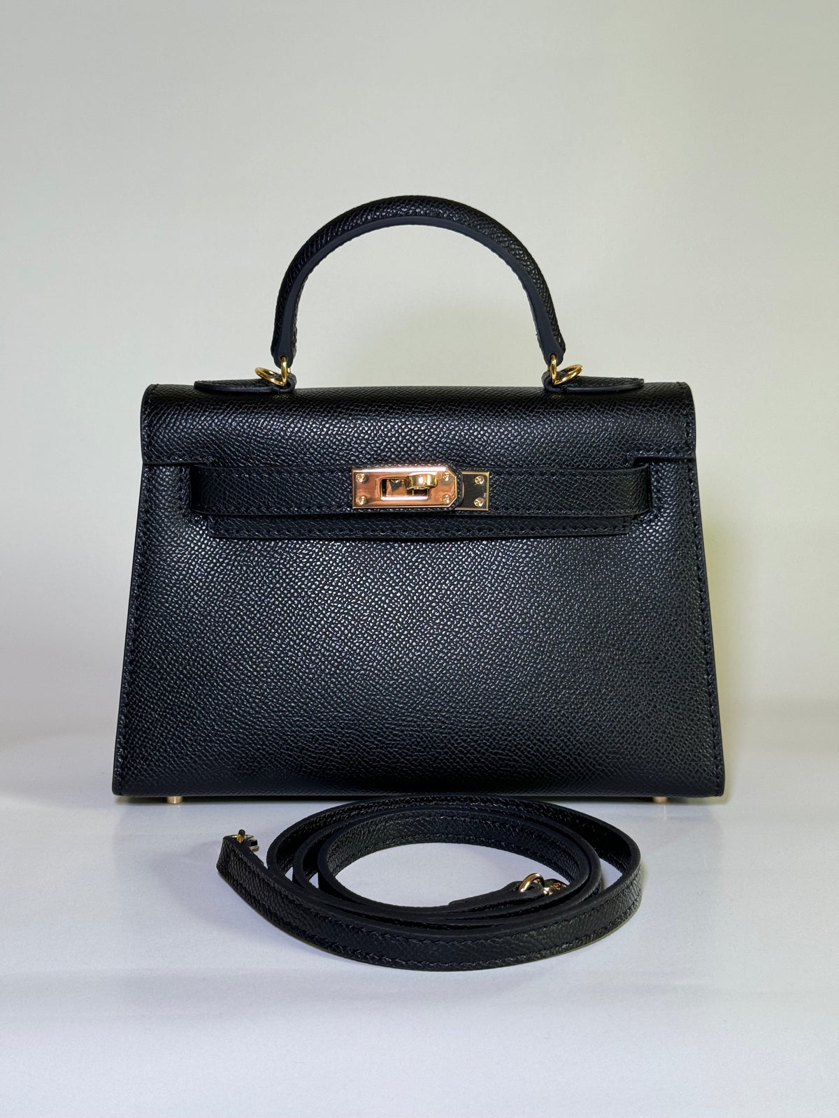 MIYA « ROYAL BLACK »
