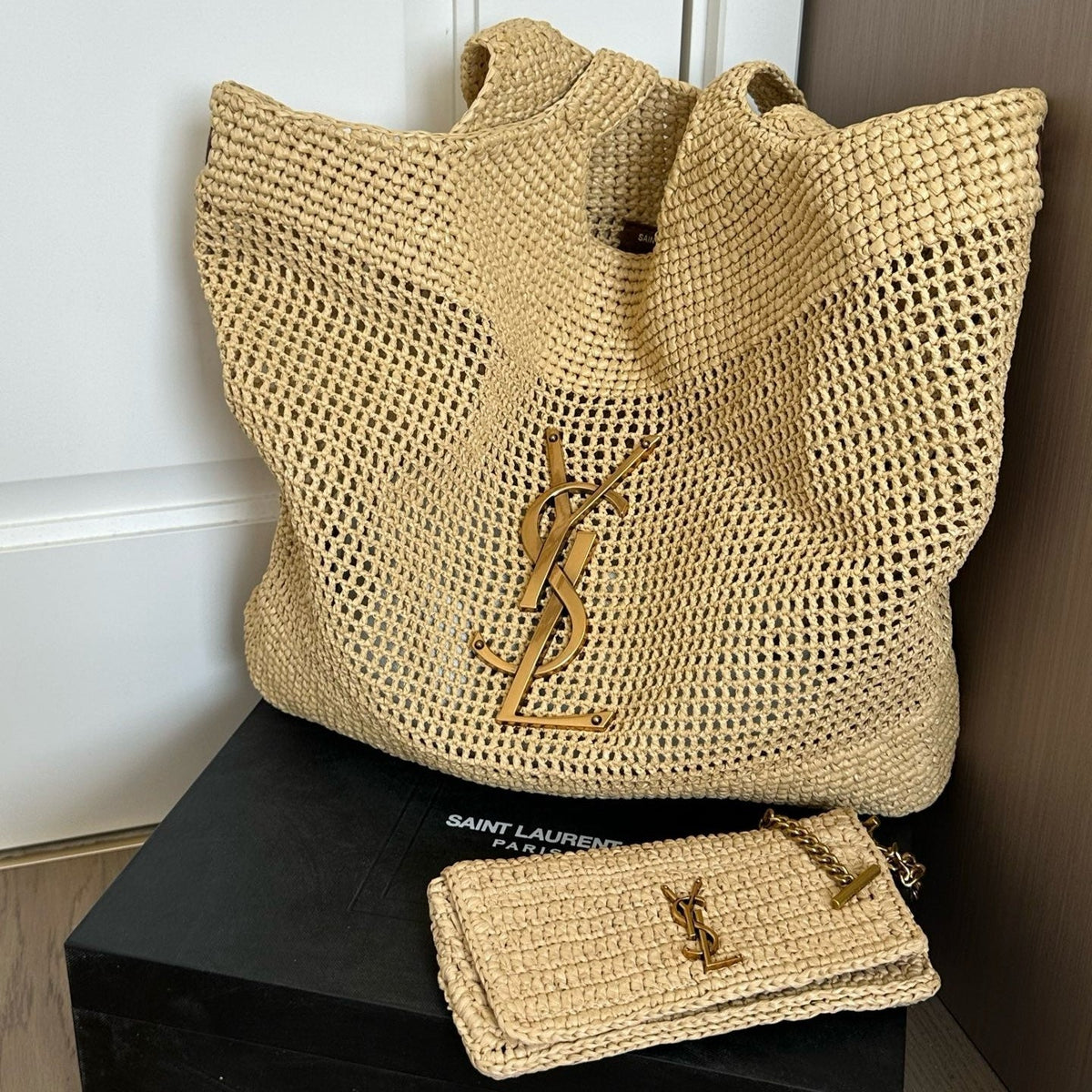 ICARE IN RAFFIA