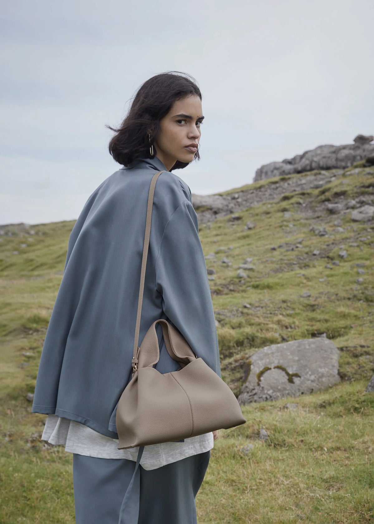 Numéro Neuf - Taupe Grained